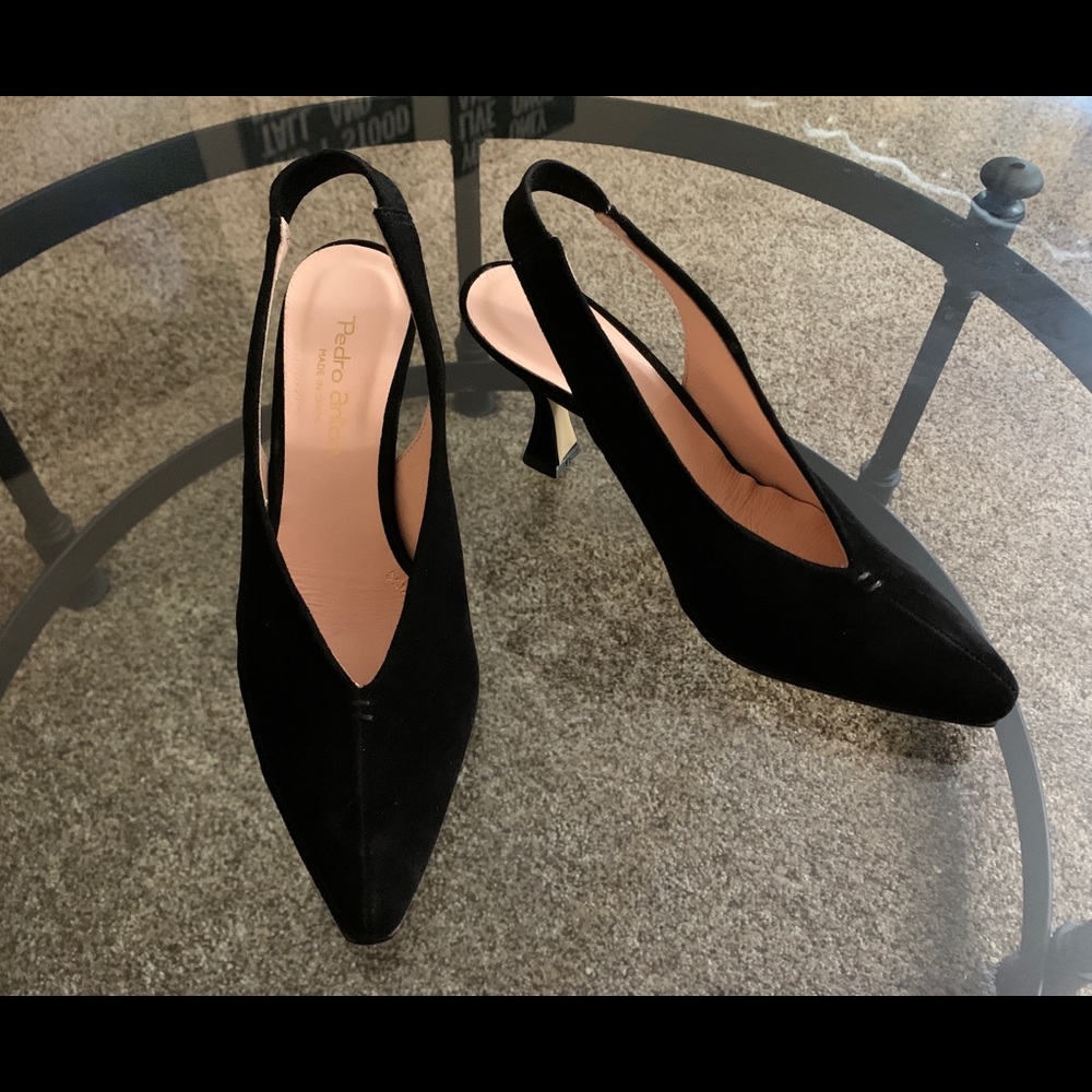 Pedro Anton Black Velour Heels - Size 38/6.5 US